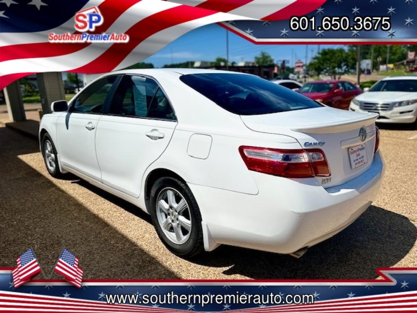 2009 WHITE TOYOTA CAMRY SE; LE; XLE (4T1BK46K09U) , located at 922 W. Beacon St., Philadelphia, MS, 39350, (601) 650-3675, 32.770447, -89.127151 - Photo#3